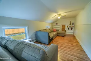 321 High St, Dalton, MA 01226 - Photo 6