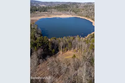 19 and 21 Wheatley Dr, Stockbridge, MA 01262 - Photo 4