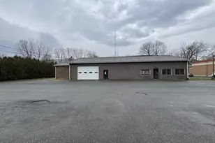 185 Columbia St, Adams, MA 01220 - Photo 1