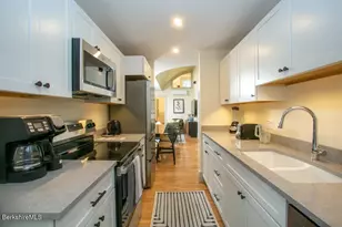 44 Main St, Stockbridge, MA 01262 - Photo 2