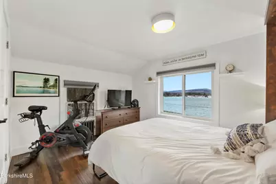 1526 North St, Pittsfield, MA 01201 - Photo 4