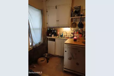 164 - 166 Houghton St, North Adams, MA 01247 - Photo 8