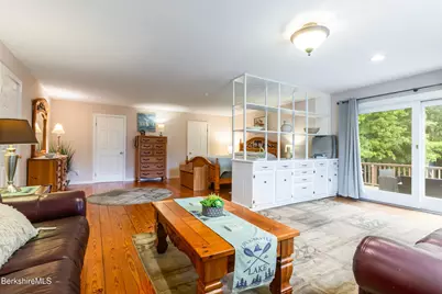 144 Brombach St, Pittsfield, MA 01201 - Photo 52