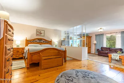 144 Brombach St, Pittsfield, MA 01201 - Photo 52