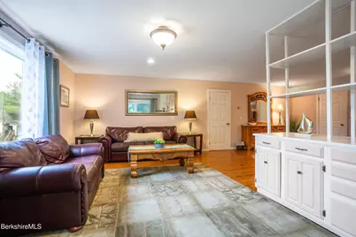 144 Brombach St, Pittsfield, MA 01201 - Photo 54