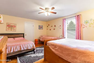 144 Brombach St, Pittsfield, MA 01201 - Photo 42