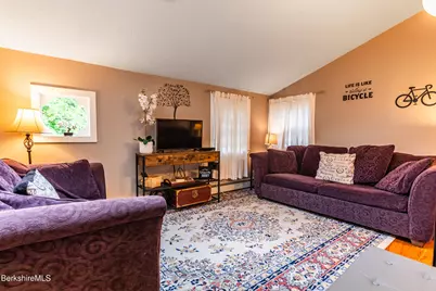 144 Brombach St, Pittsfield, MA 01201 - Photo 38