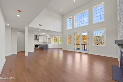 8 Northbrook Ln, Pittsfield, MA 01201 - Photo 22