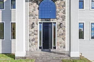 8 Northbrook Ln, Pittsfield, MA 01201 - Photo 6