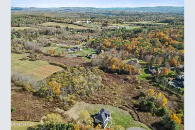 8 Northbrook Ln, Pittsfield, MA 01201 - Photo 74