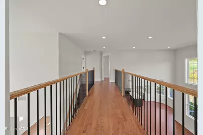 8 Northbrook Ln, Pittsfield, MA 01201 - Photo 44