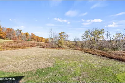 8 Northbrook Ln, Pittsfield, MA 01201 - Photo 72