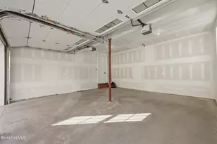 8 Northbrook Ln, Pittsfield, MA 01201 - Photo 64