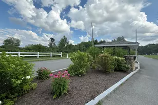 8 Northbrook Ln, Pittsfield, MA 01201 - Photo 80