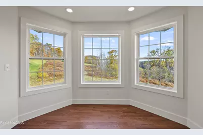 8 Northbrook Ln, Pittsfield, MA 01201 - Photo 50