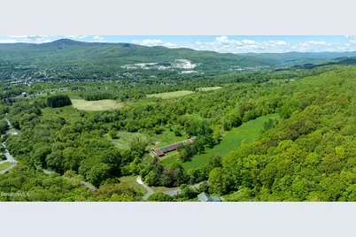 128 E Hoosac St, Adams, MA 01220 - Photo 6