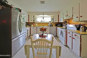 458 Monterey Rd, Great Barrington, MA 01230 - Photo 16