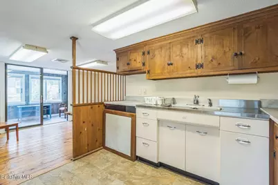 406 Main St, Great Barrington, MA 01230 - Photo 12