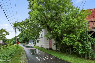 1 Park St, Adams, MA 01220 - Photo 30