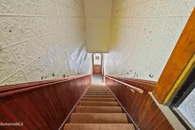 1 Park St, Adams, MA 01220 - Photo 22