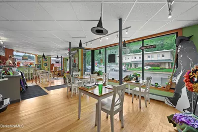 1 Park St, Adams, MA 01220 - Photo 10