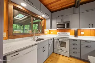 377 Highland Way, Sandisfield, MA 01255 - Photo 26