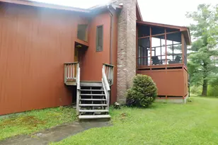 122 Thomas Island Rd, Pittsfield, MA 01201 - Photo 2