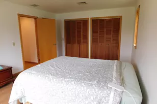 122 Thomas Island Rd, Pittsfield, MA 01201 - Photo 16