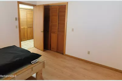 122 Thomas Island Rd, Pittsfield, MA 01201 - Photo 26