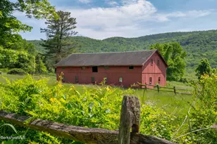 28 Main Rd, Tyringham, MA 01264 - Photo 4