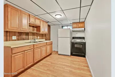 1310 Lenox Rd, Richmond, MA 01254 - Photo 30