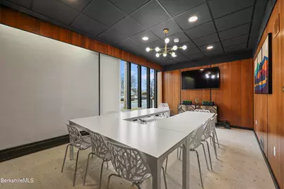 168-174 Elm St, Pittsfield, MA 01201 - Photo 12