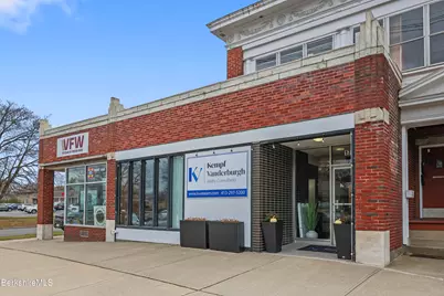 168-174 Elm St, Pittsfield, MA 01201 - Photo 2