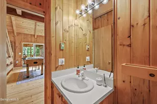 112 Silver St, Lanesborough, MA 01237 - Photo 24