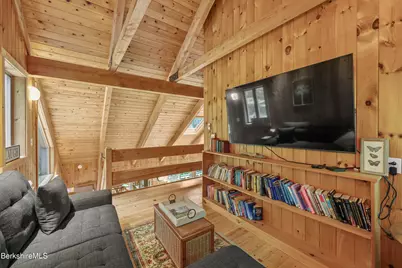 112 Silver St, Lanesborough, MA 01237 - Photo 34