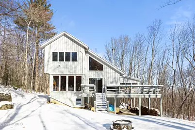 112 Silver St, Lanesborough, MA 01237 - Photo 12