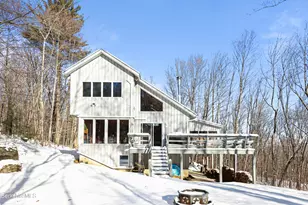 112 Silver St, Lanesborough, MA 01237 - Photo 12