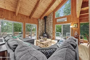 112 Silver St, Lanesborough, MA 01237 - Photo 8