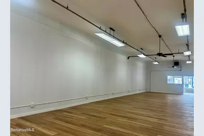 324 North St, Pittsfield, MA 01201 - Photo 4