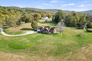 20 Pleasant View Dr, Cheshire, MA 01225 - Photo 2