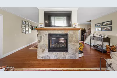 20 Pleasant View Dr, Cheshire, MA 01225 - Photo 16