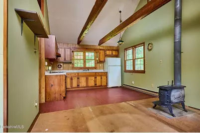 66 Reils Ln, Colrain, MA 01340 - Photo 6