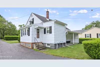 505 Barbour St, North Adams, MA 01247 - Photo 24