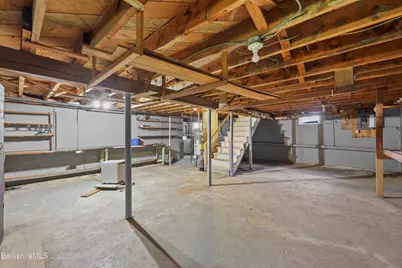 505 Barbour St, North Adams, MA 01247 - Photo 20