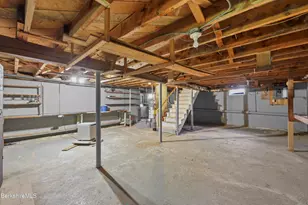 505 Barbour St, North Adams, MA 01247 - Photo 20