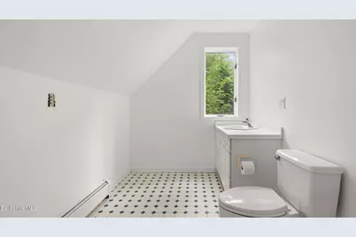 6 Muddy Brook Cir, Great Barrington, MA 01230 - Photo 10