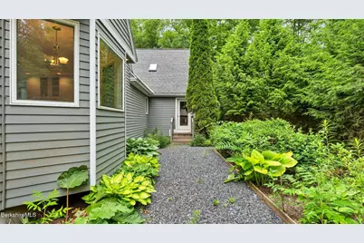 6 Muddy Brook Cir, Great Barrington, MA 01230 - Photo 28