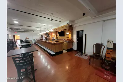 8-10 E Hoosac St, Adams, MA 01220 - Photo 18