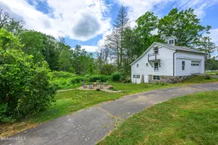 19 Lovers Ln, New Lebanon, NY 12125 - Photo 8