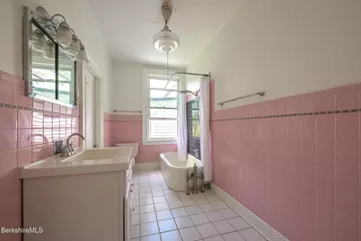 19 Lovers Ln, New Lebanon, NY 12125 - Photo 36